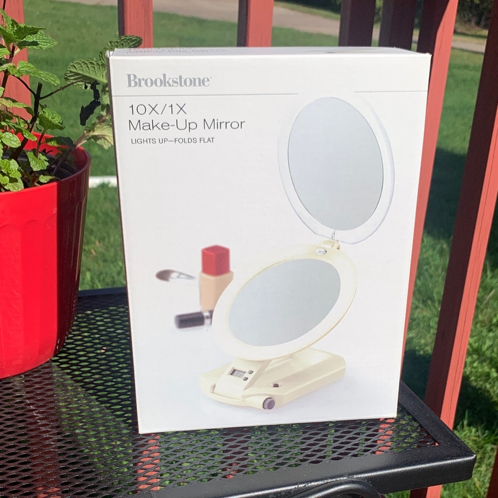 Brookstone 10X/1X Make-Up Mirror in White